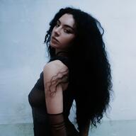 black_clothes celebrity charli_xcx dress woman womenswear